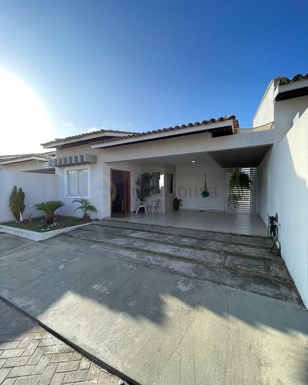 Casa 3 quartos para Venda no bairro Alto do Calhau em São Luís