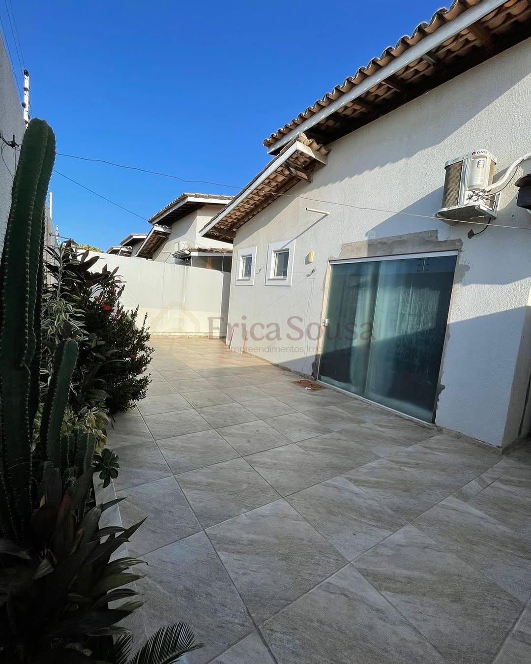 Casa 3 quartos para Venda no bairro Alto do Calhau em São Luís