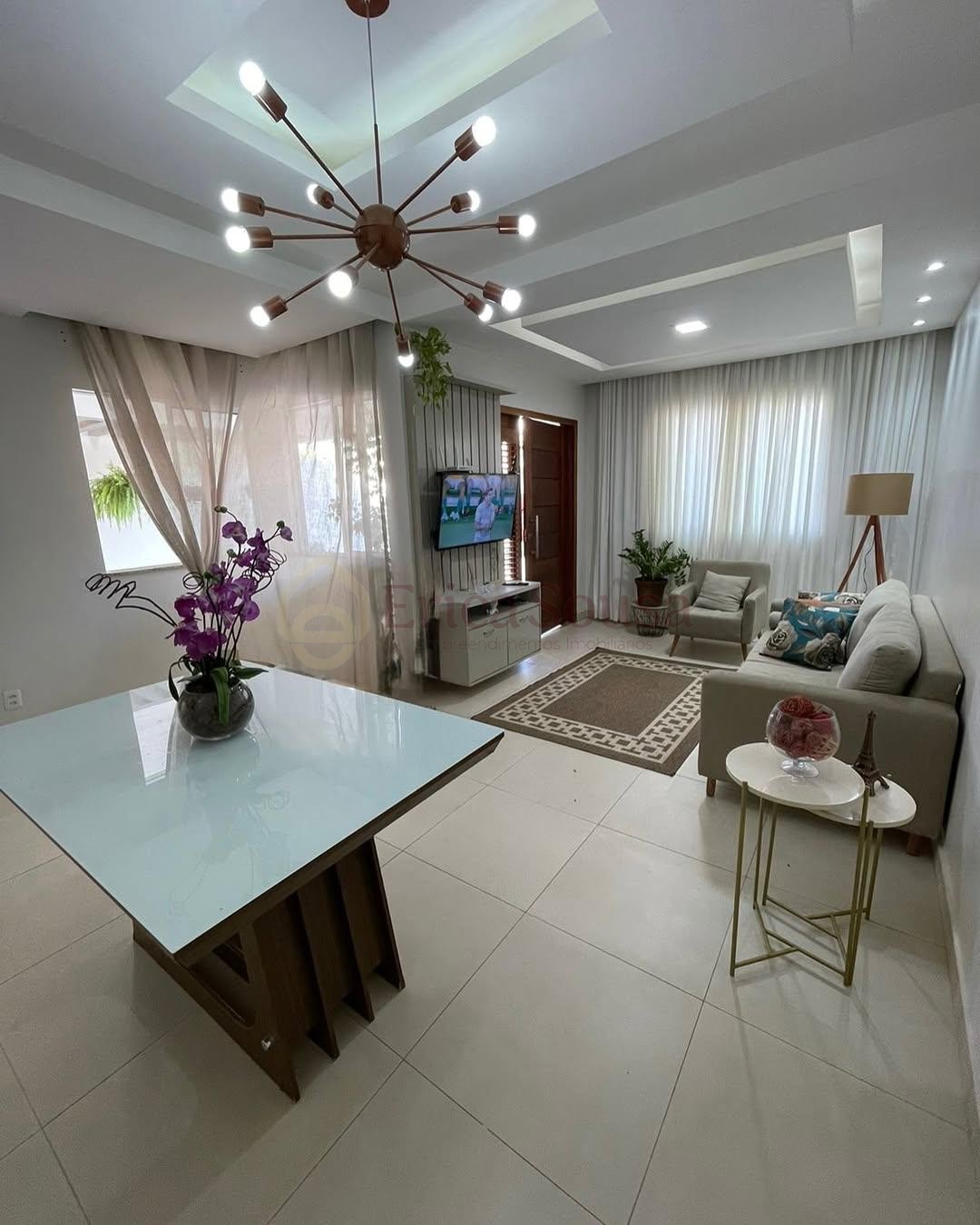 Casa 3 quartos para Venda no bairro Alto do Calhau em São Luís