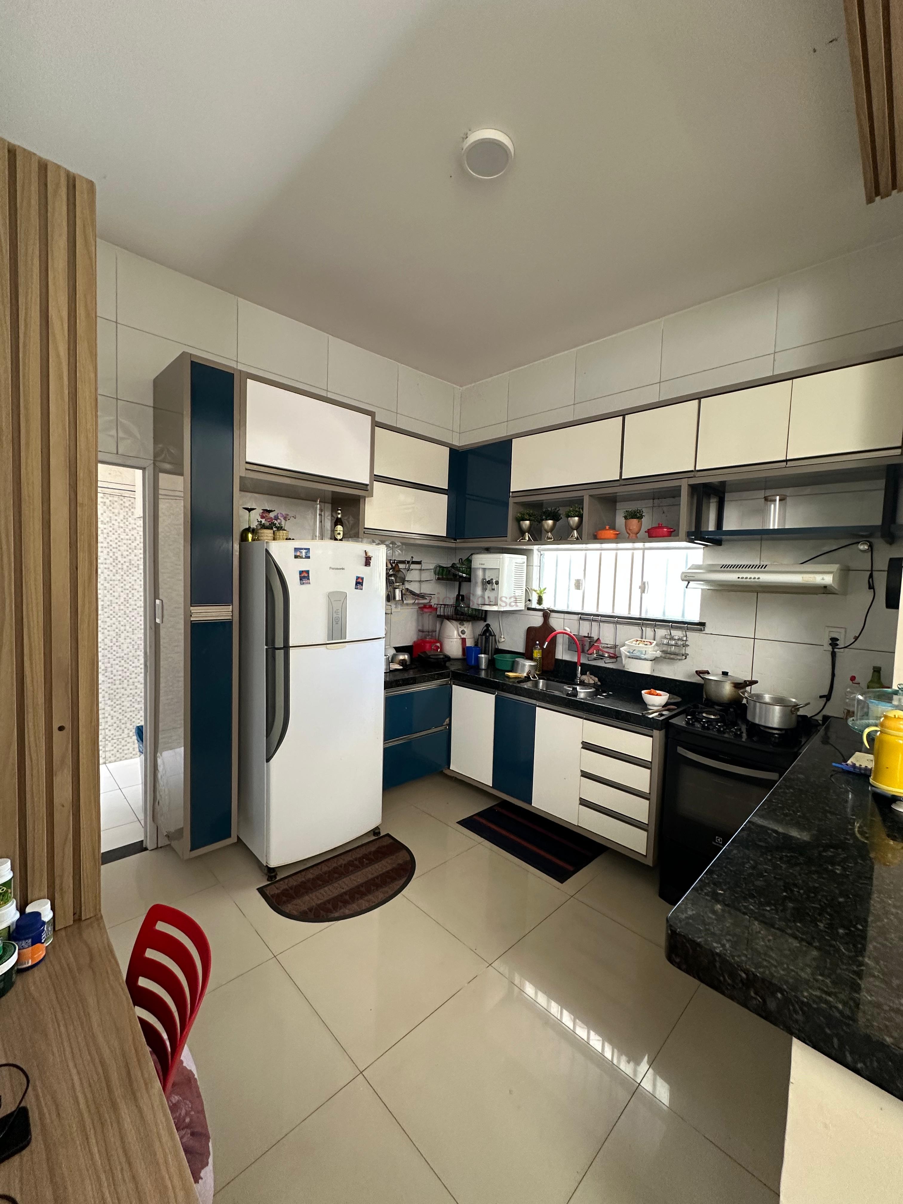 Casa 3 quartos para Venda no bairro Alto do Calhau em São Luís