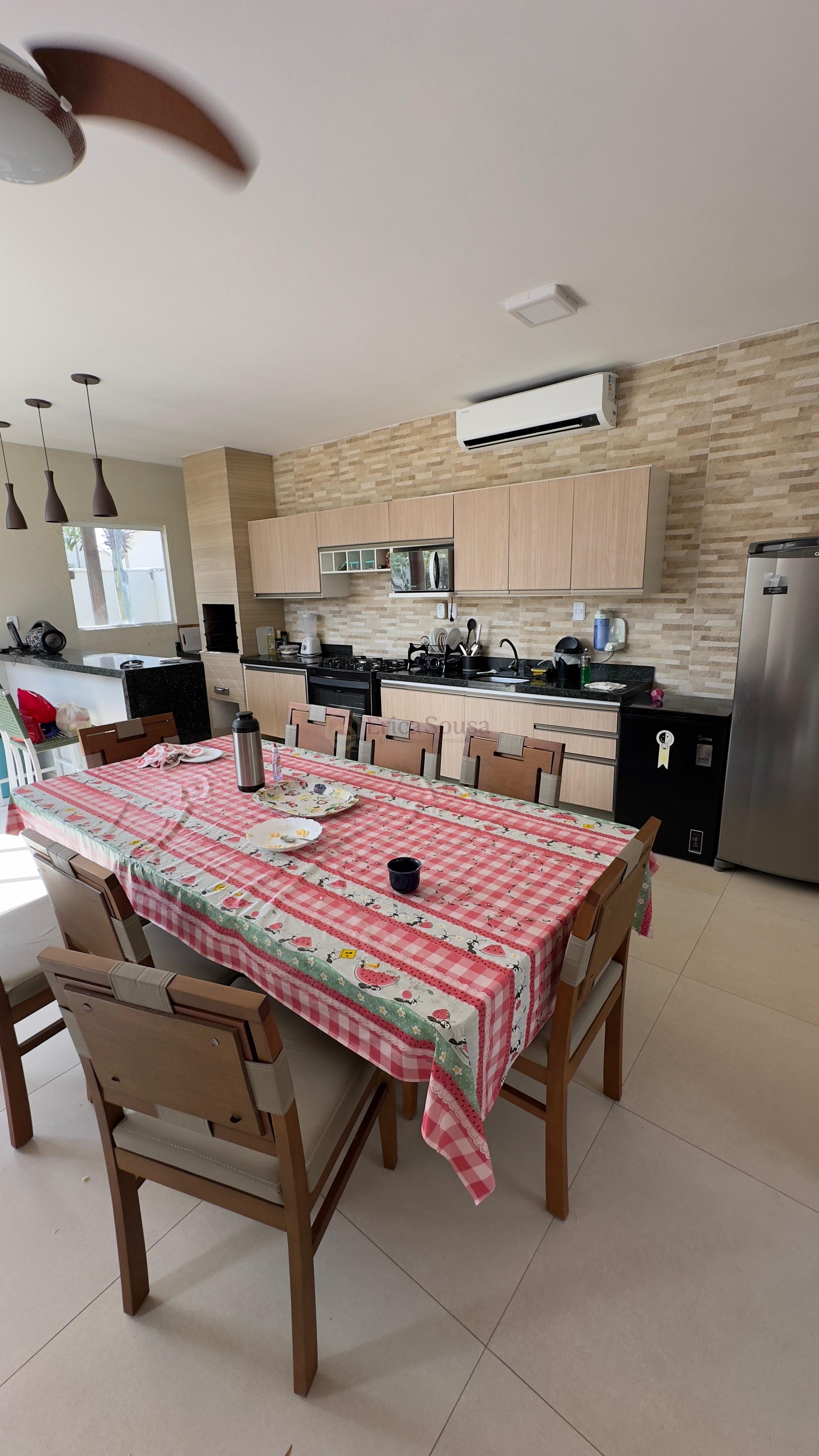 Casa 3 suítes para Venda no bairro Olhos d