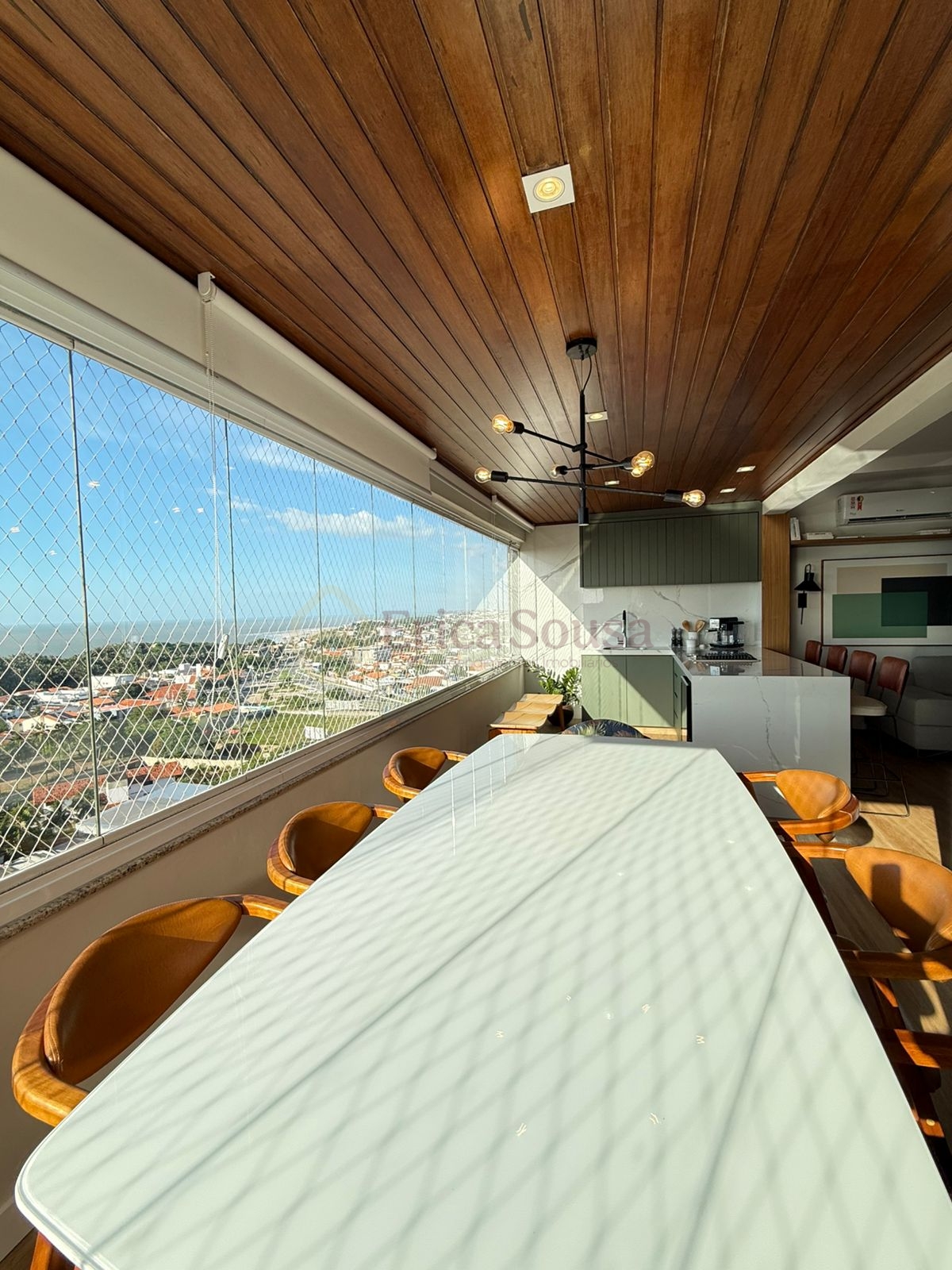 🏢 Apartamento com finíssimo acabamento no Ed. Tom Jobim!